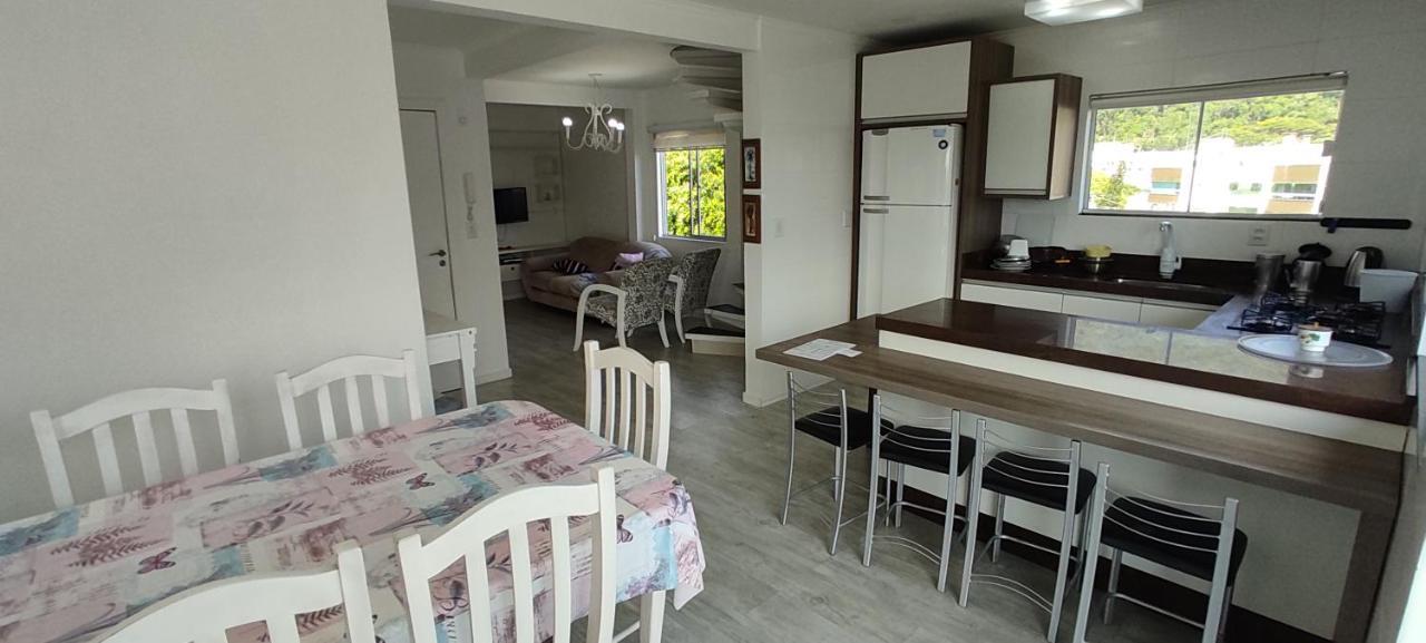 Residencial Pilati Apartment บอมบินญัส ภายนอก รูปภาพ